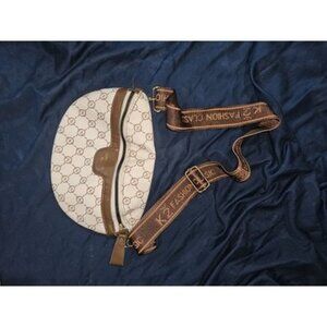 Cahres & Heka Crossbody Bag